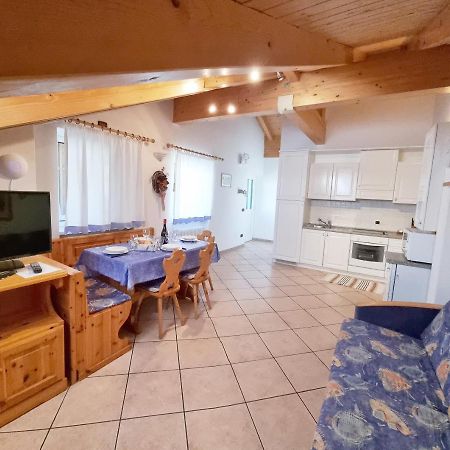 Ciapia Apartment Campitello di Fassa Luaran gambar