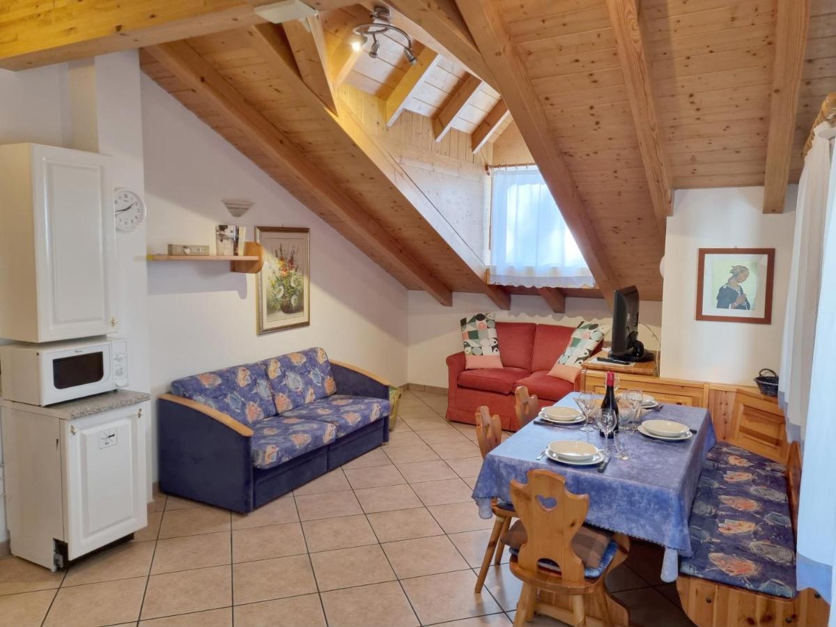 Ciapia Apartment Campitello di Fassa Luaran gambar