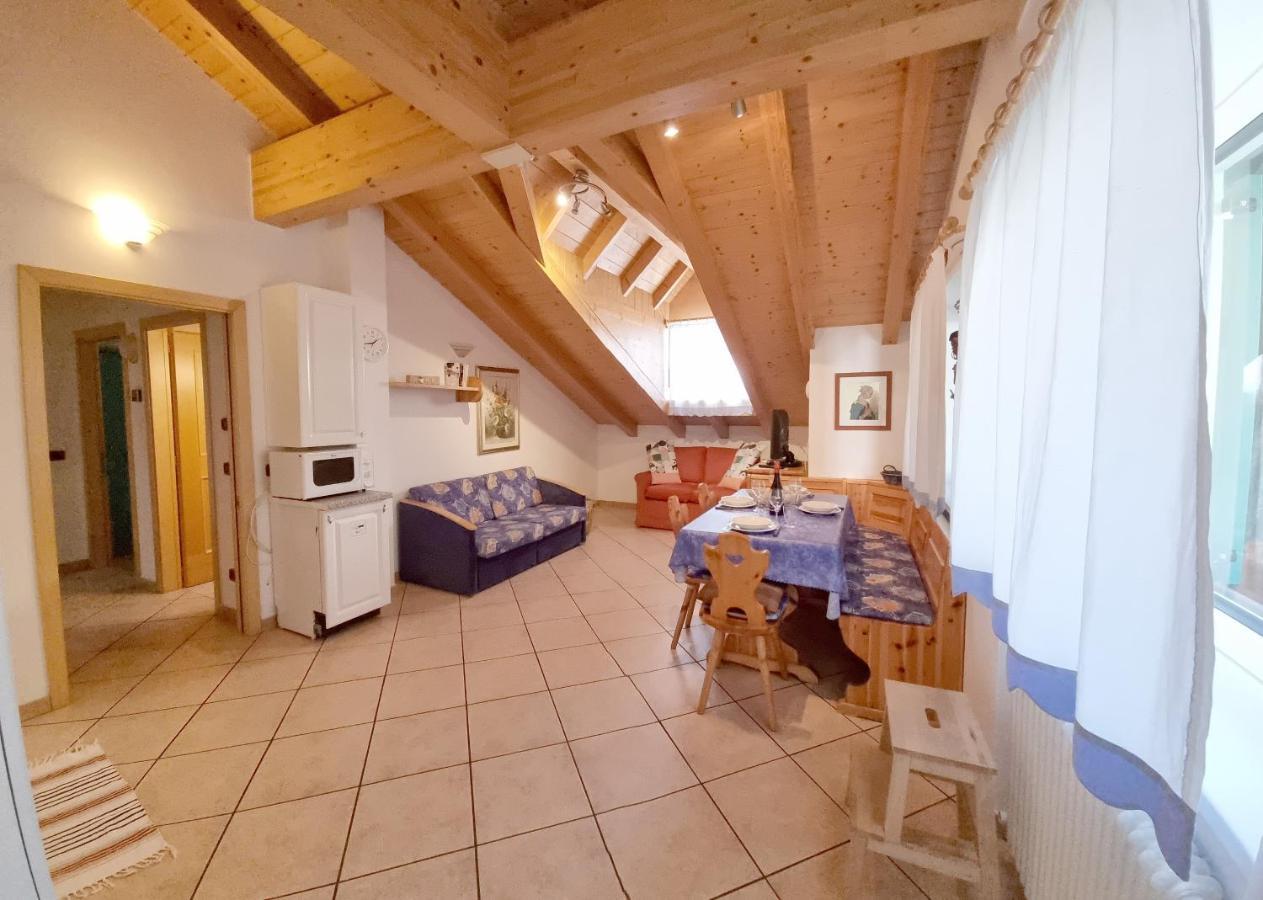 Ciapia Apartment Campitello di Fassa Luaran gambar